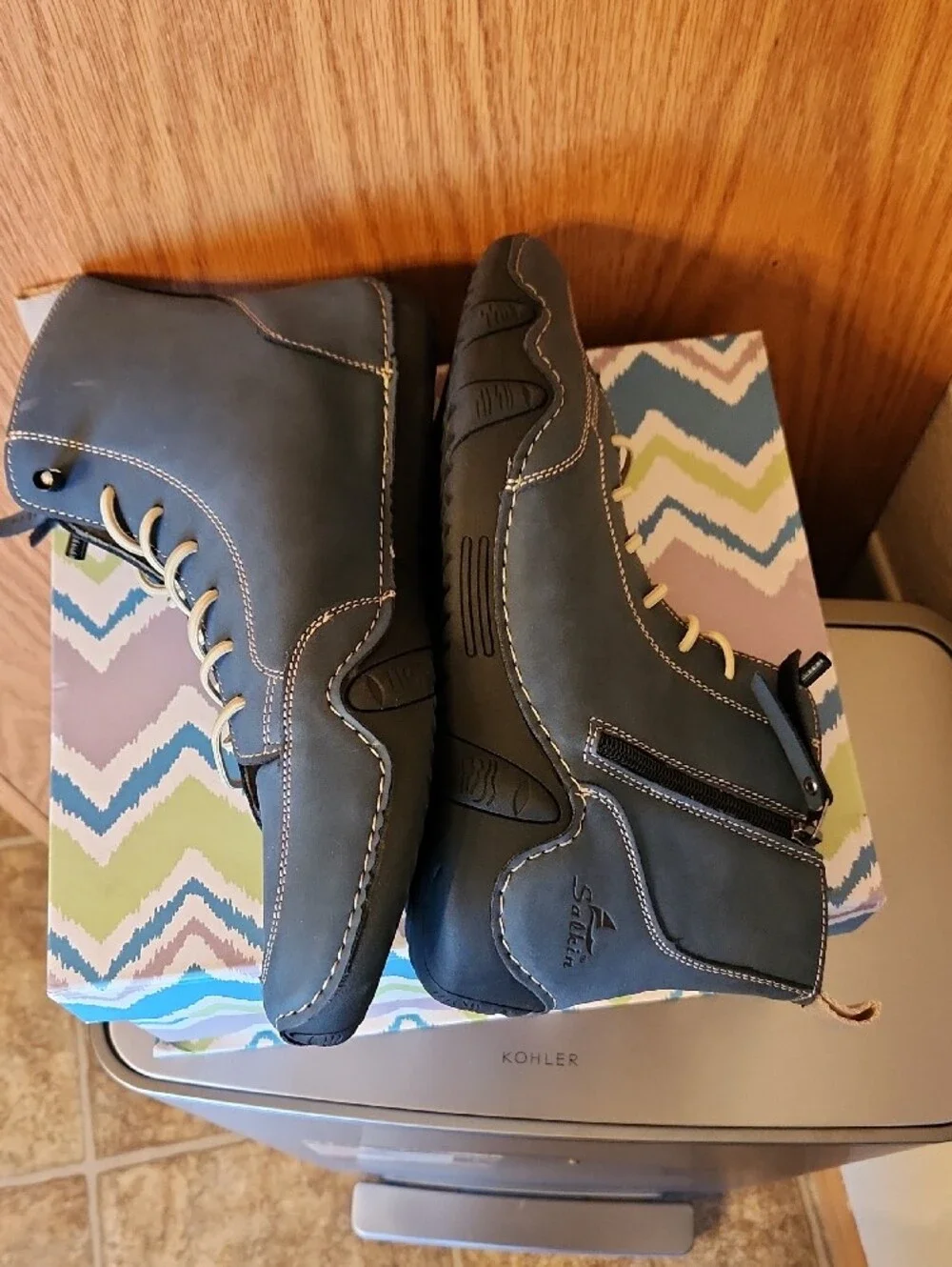 Men's Blue Barefoot Boots with Contrast Cream Laces